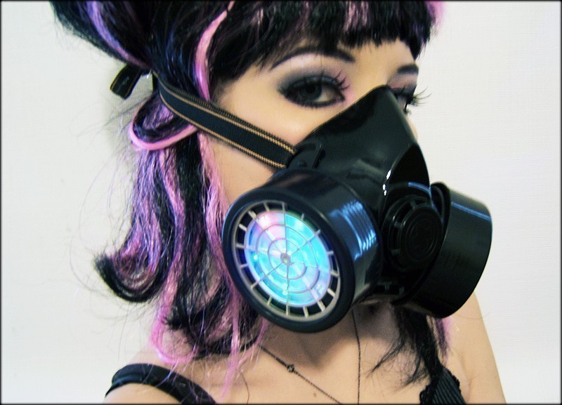 steampunk-lightup-gas-mask.jpg