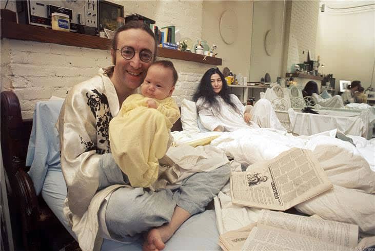 75-john-lennon-sean-yoko_01.jpg