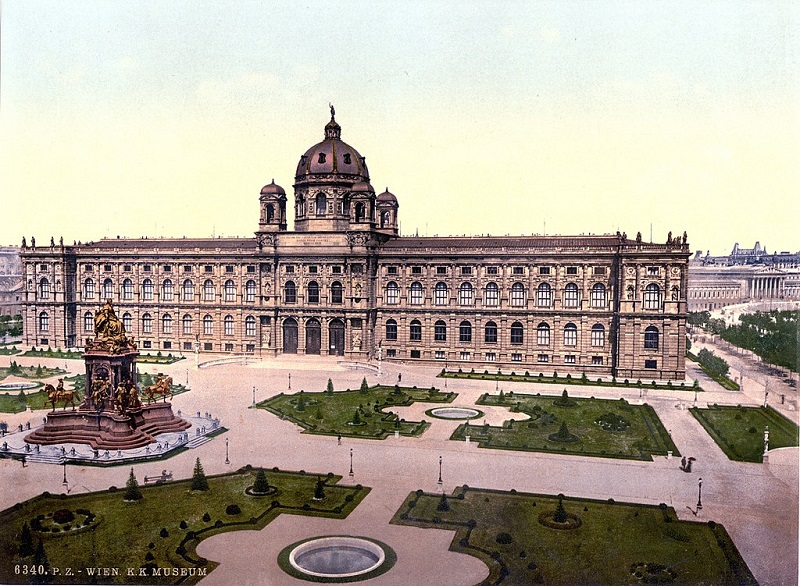 1024px-museum_wien_1900.jpg