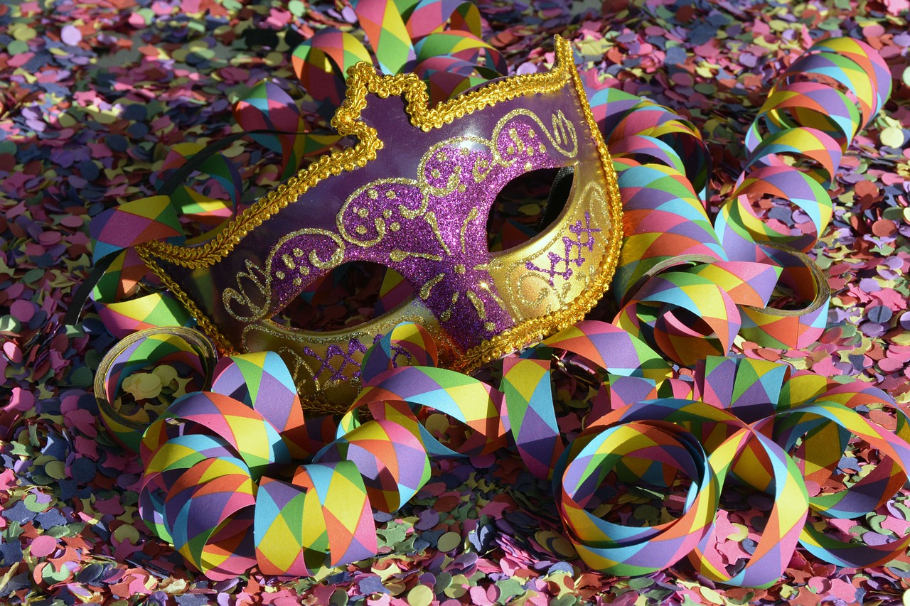 mask-pixabay-farsang-carnival.jpg