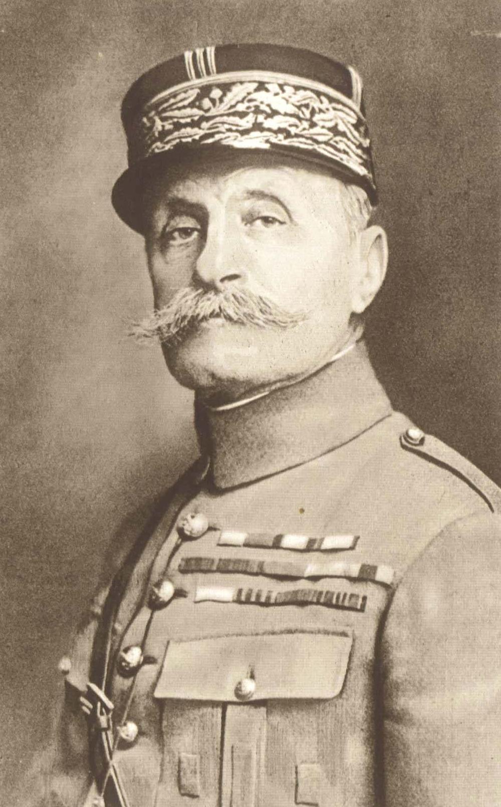 Marsal_Ferdinand_Foch,_velitel_vsetkych_dohodovych_vojsk_na_zapadnej_fronte.jpg