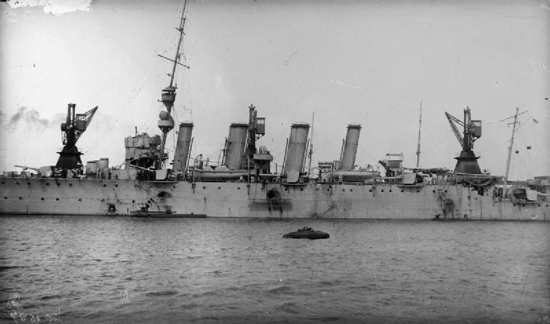 hms_chester_damaged.jpg