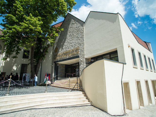 Átadták a Szerb Egyházi Múzeum megújult épületét