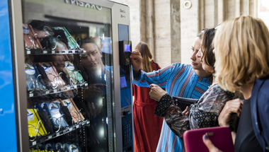 Szentendrét is meghódítják a POKET zsebkönyvek