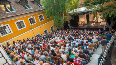 Visszaszámlálás: július 6-án kezdődik a Szentendrei Teátrum és Nyár