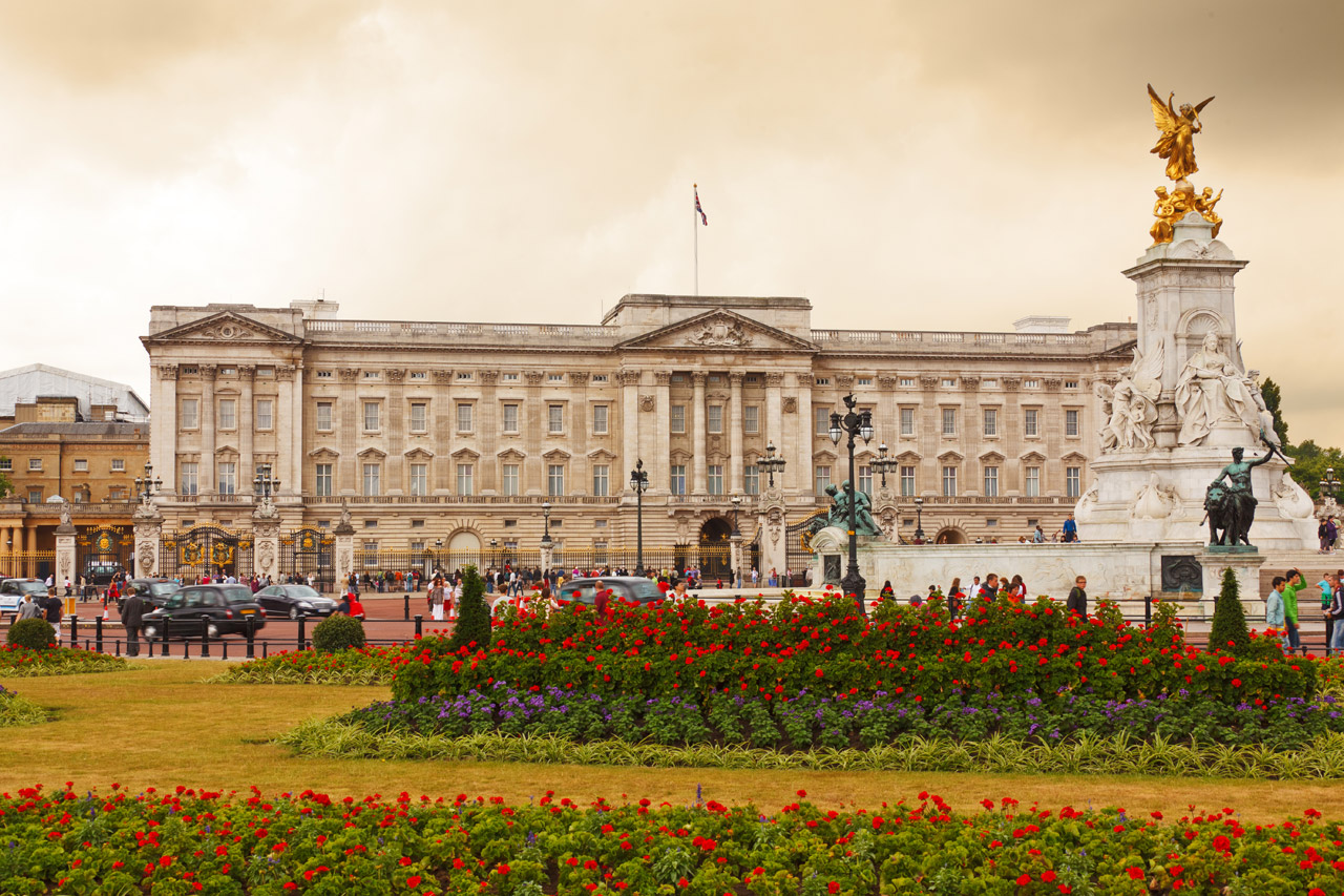 buckingham-palace.jpg