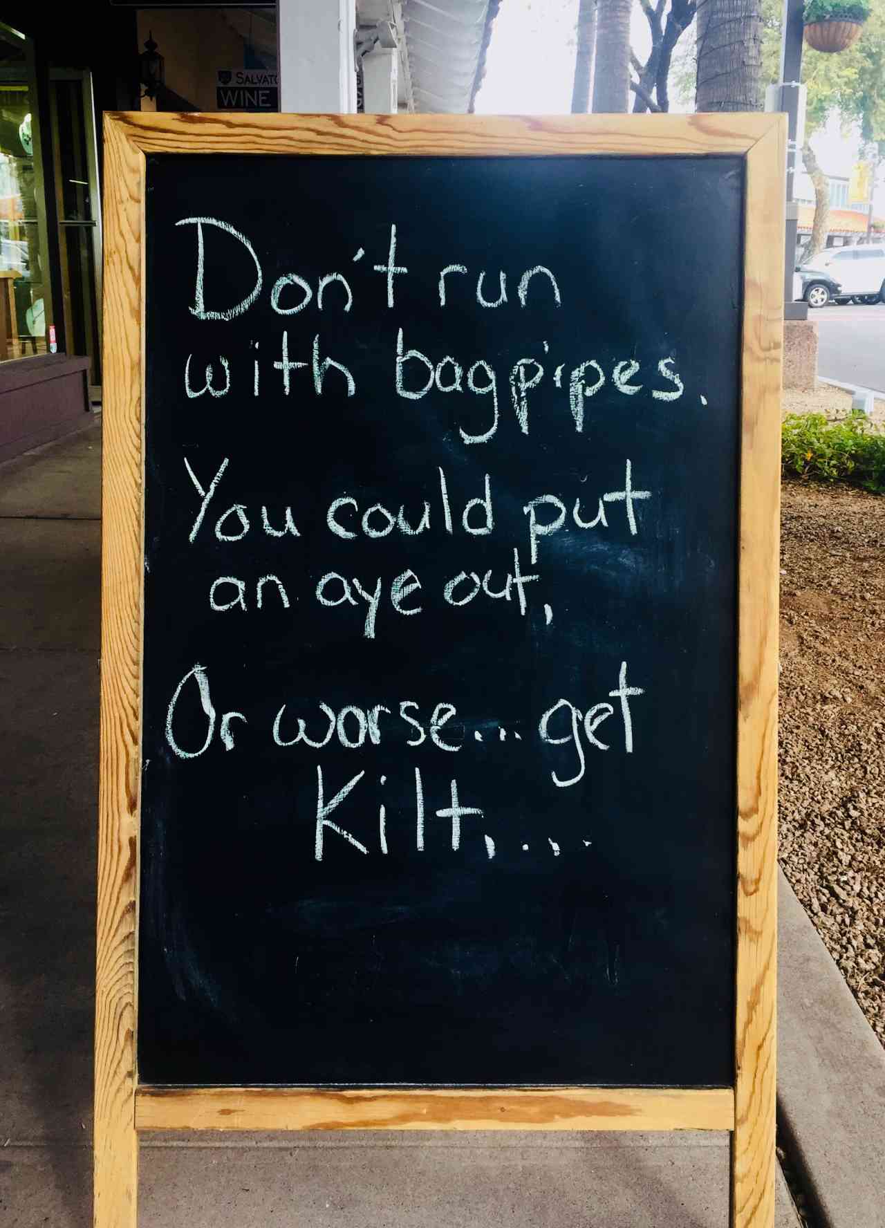 chalkboard-sign-with-funny-puns-outside-a-small-bu-2022-11-16-00-04-45-utc_s.jpg