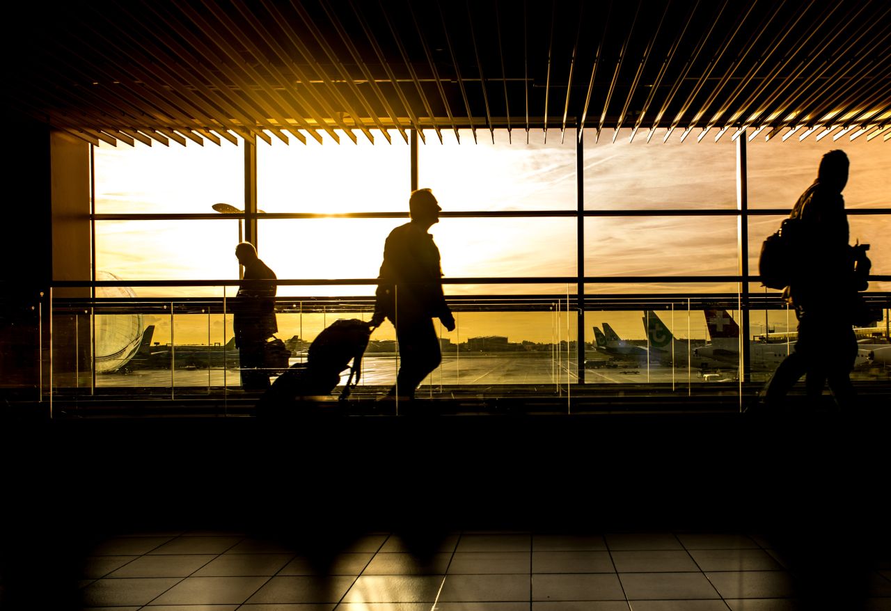 silhouette-of-person-in-airport-small.jpg