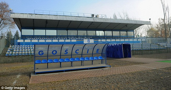 hutnik-stadium-poland-england-7.jpg