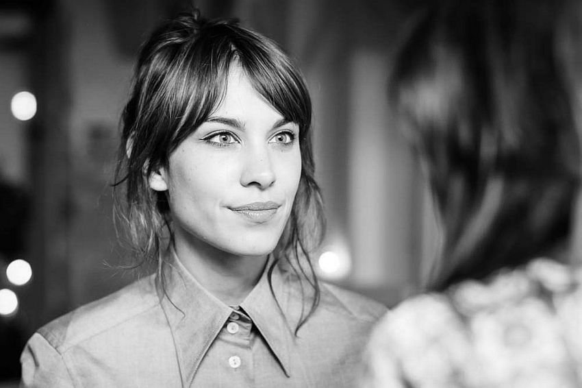 Alexa-Chung-1970161.jpg