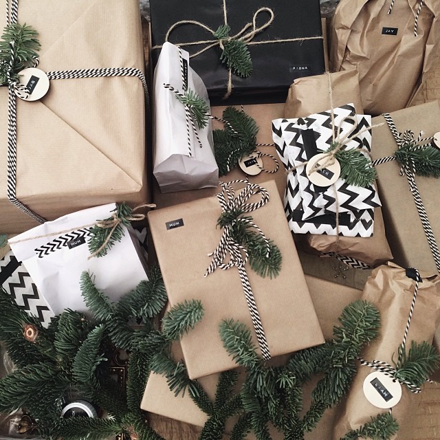 christmas-gift_wrapping.jpg