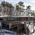House In Asamayama by Kidosaki Architects Studio - Hegyoldali Kortárs Villa design Japánból