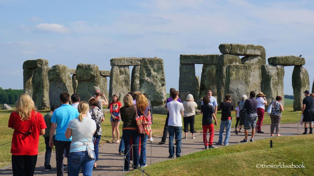 Stonehenge-with-tourists.jpg