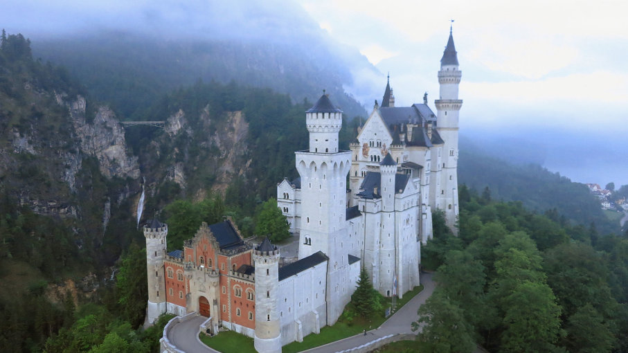 neuschwanstein-castle-1.jpg