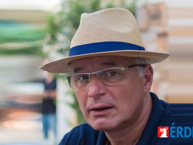Közpénzt fizet Csőzik a facebookos megjelenéseinek támogatásáért
