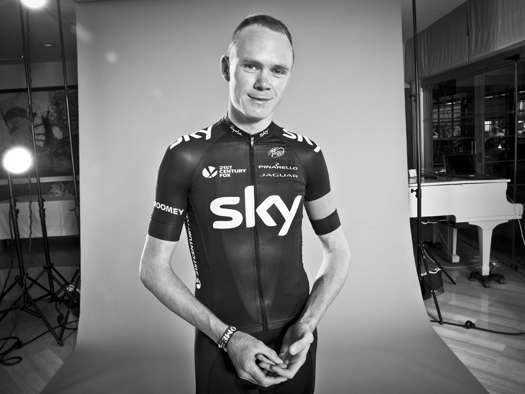 froome fekete fehér.jpg