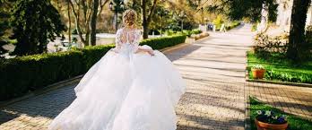 weddingdress.jpg