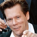 Kevin Bacon – Aranyszívű, célratörő Kos