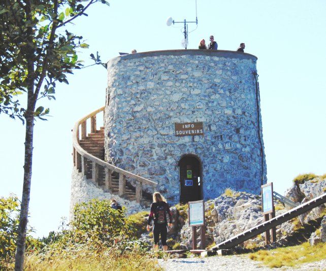 2_sz_vojak_a_kilato_a_csucson.JPG