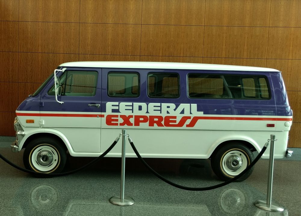 fedex_2.jpg