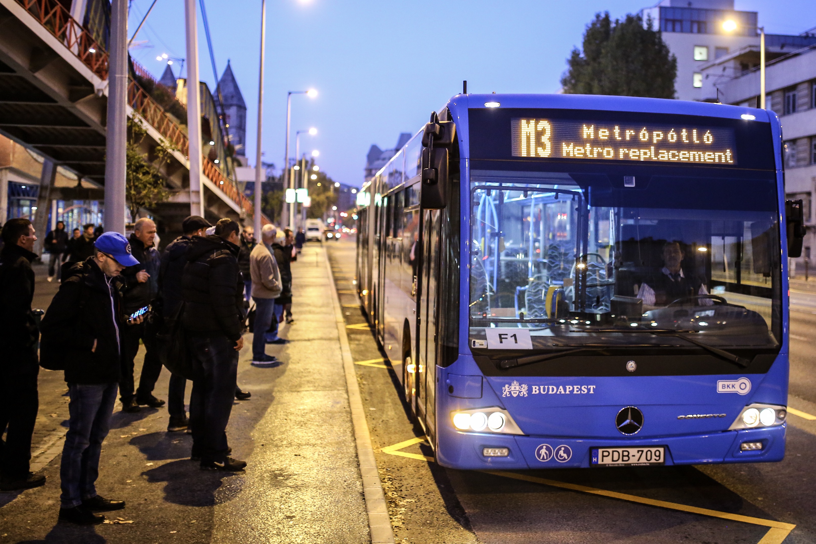 metropotlo-busz.jpg