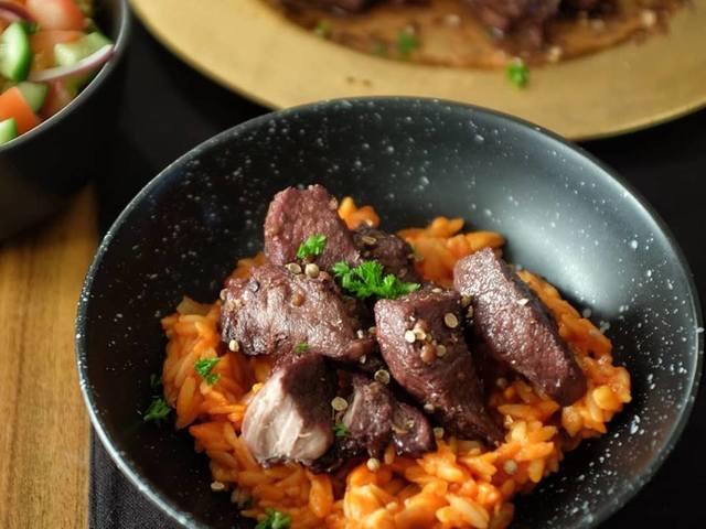 A hónap receptje: a ciprusi afélia (vörösboros sertésragu)