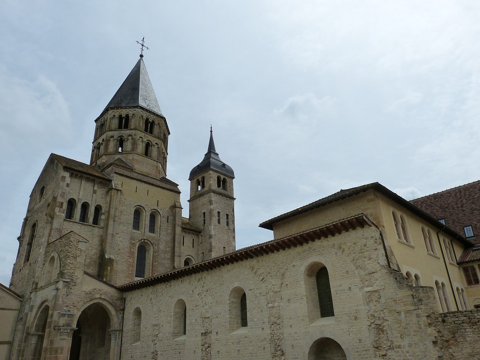 cluny-1583886_960_720.jpg