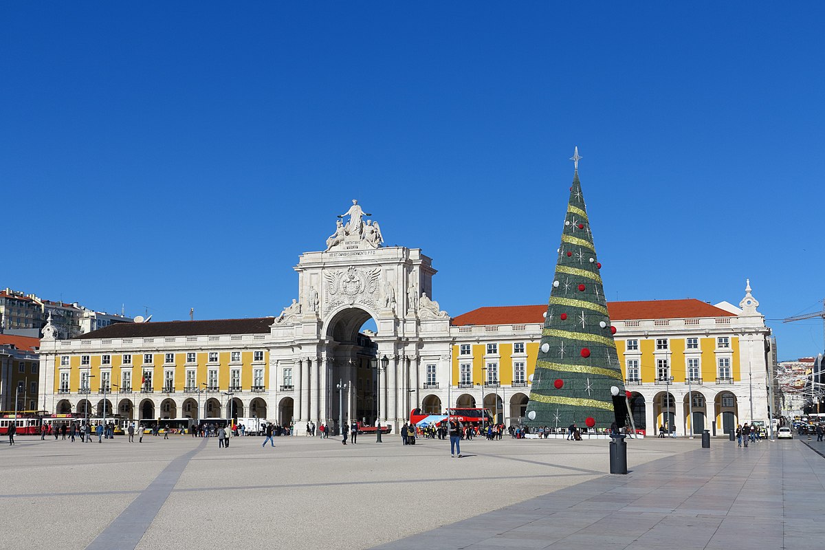 lisbon_christmas_tree_day.JPG