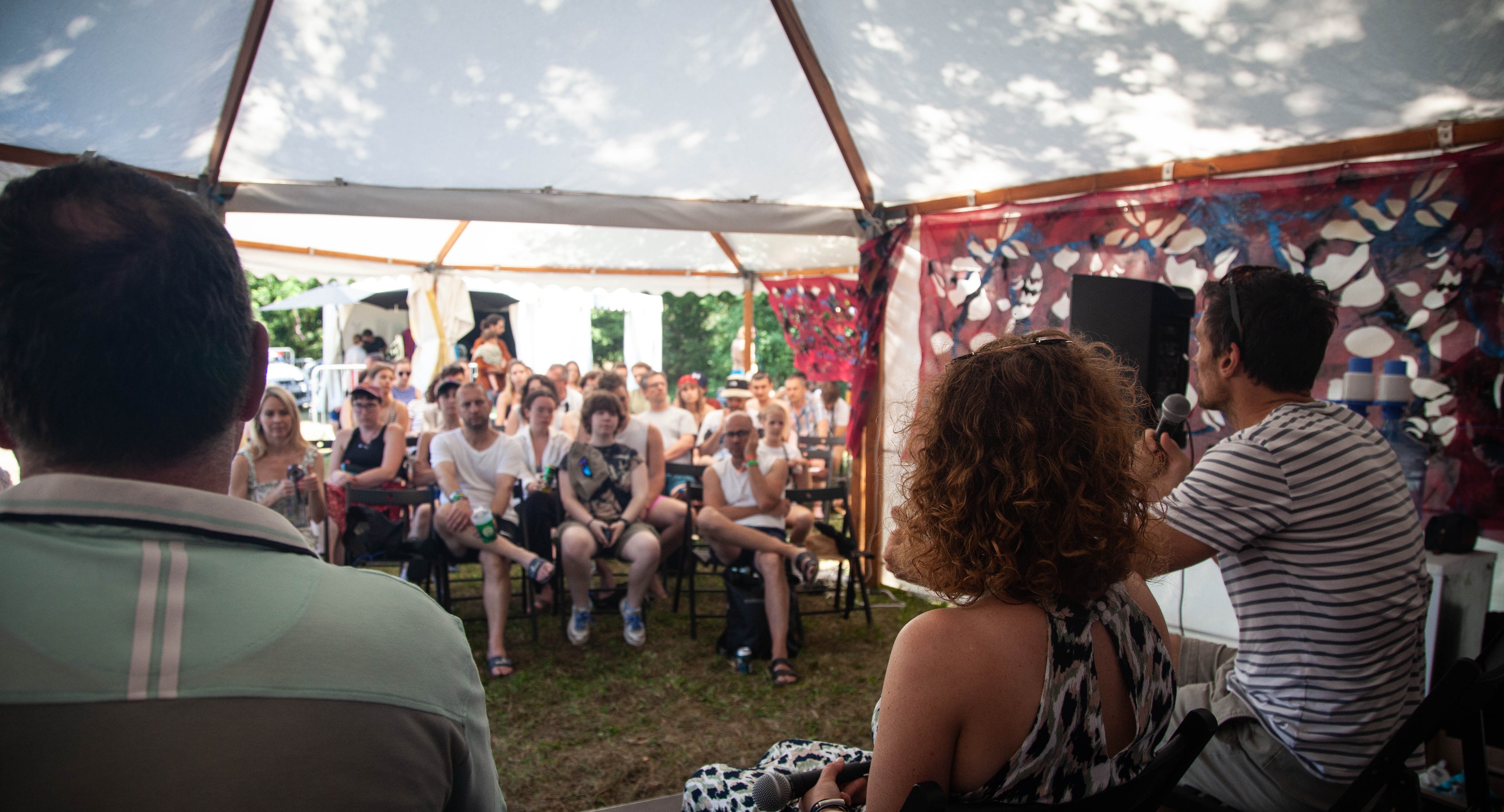 feszt_2024_bankito_maksi_matyas_speaking_2_002.jpg