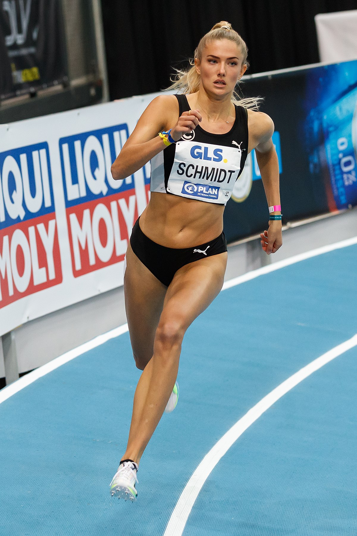 alicia_schmidt.jpg