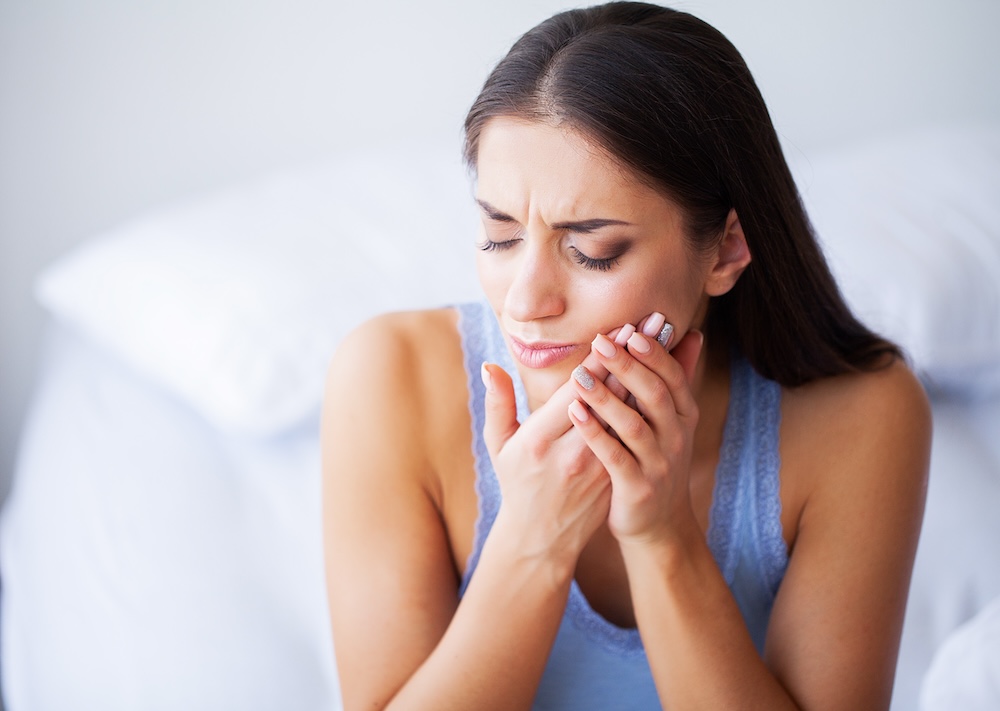 teeth-problem-woman-feeling-tooth-pain-2023-11-27-04-52-58-utc.jpg