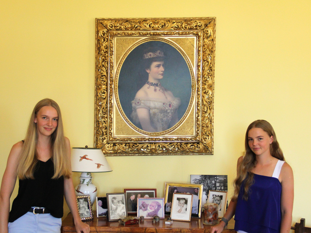 Exkluzív: bepillantás az ifjú magyarországi Habsburgok életébe