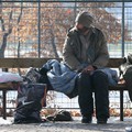 Megoldás -e a hajléktalanság kérdésére az életvitelszerű közterületi tartózkodás betiltása?