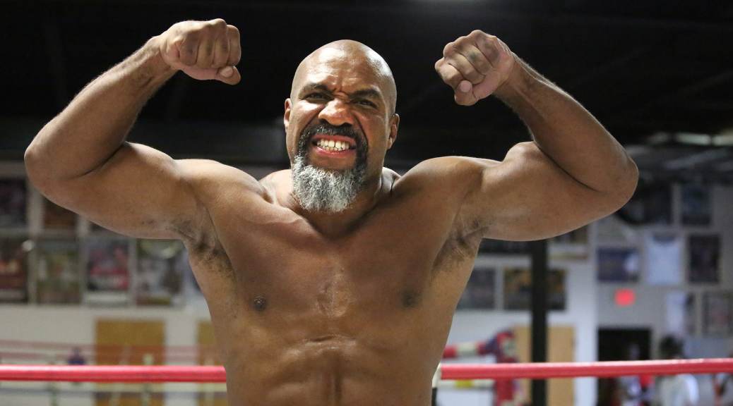 sfl-shannon-briggs-heavyweight-fight-video-20150901-1.jpg