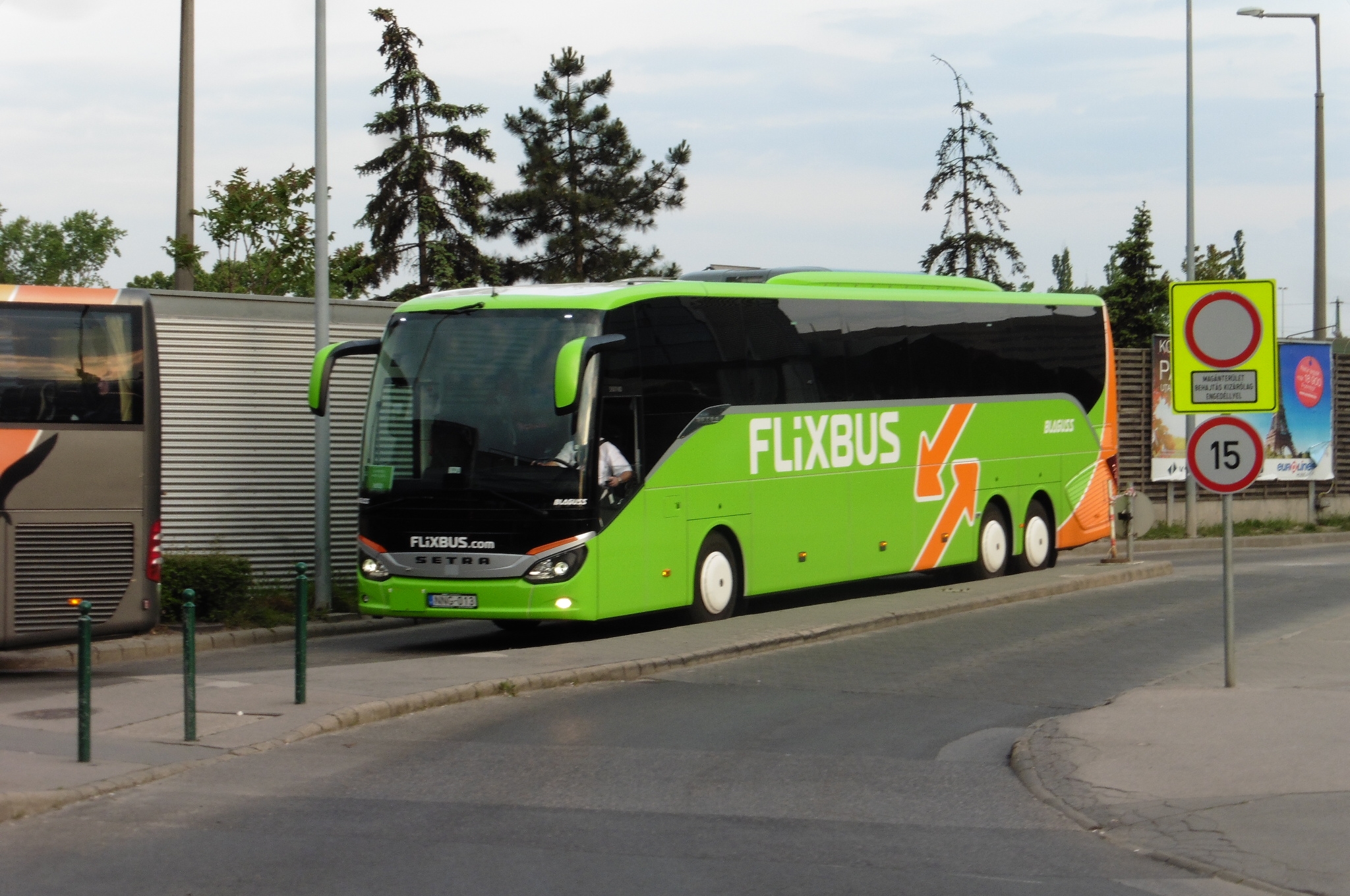 nepliget_flixbus_blaguss.jpg