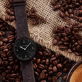 A világ első újrahasznosított kávéból készült órája