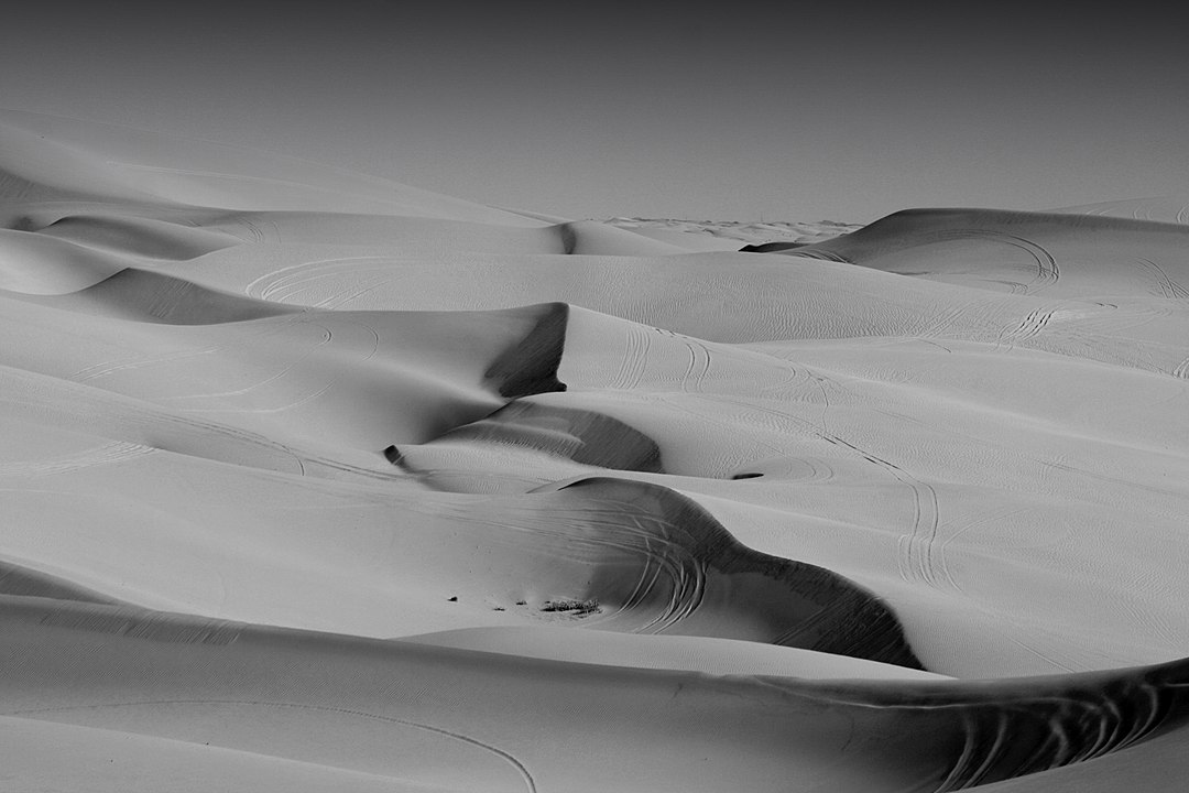 1080px-imperial_sand_dunes.jpg
