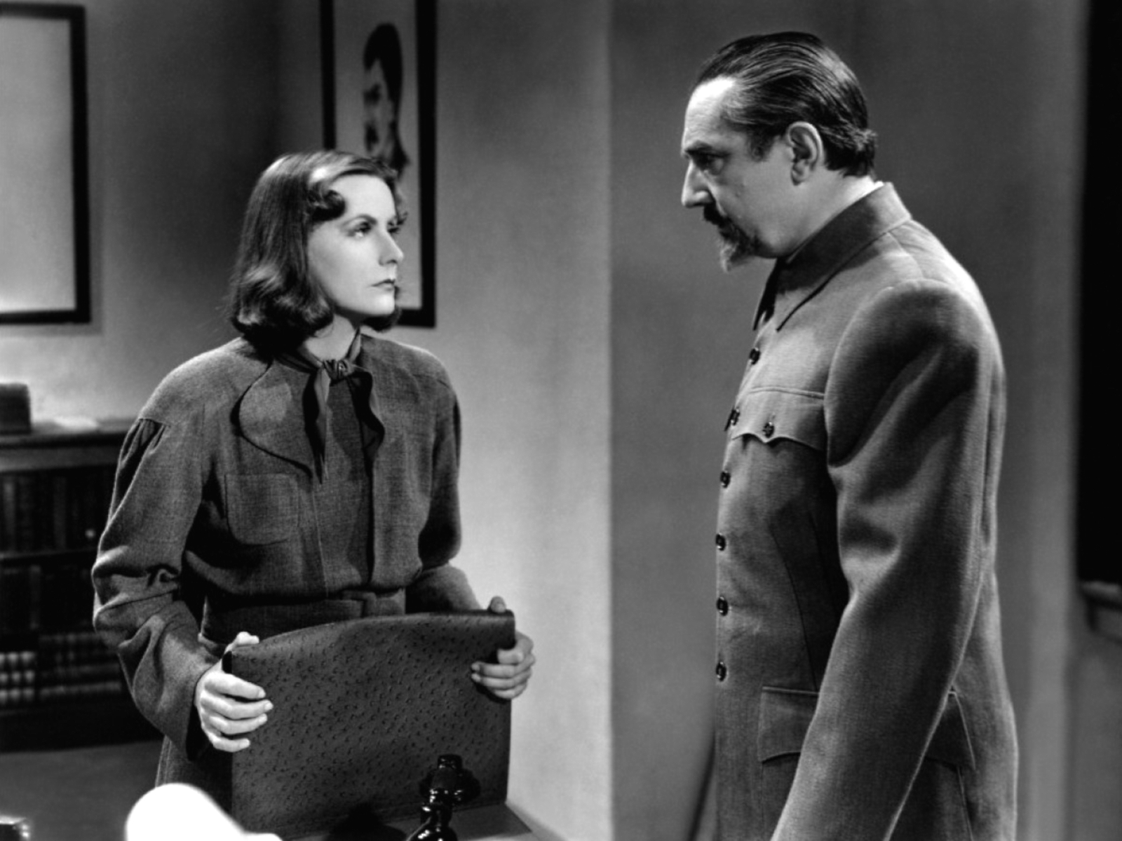 annex_garbo_greta_ninotchka_nrfpt_04.jpg