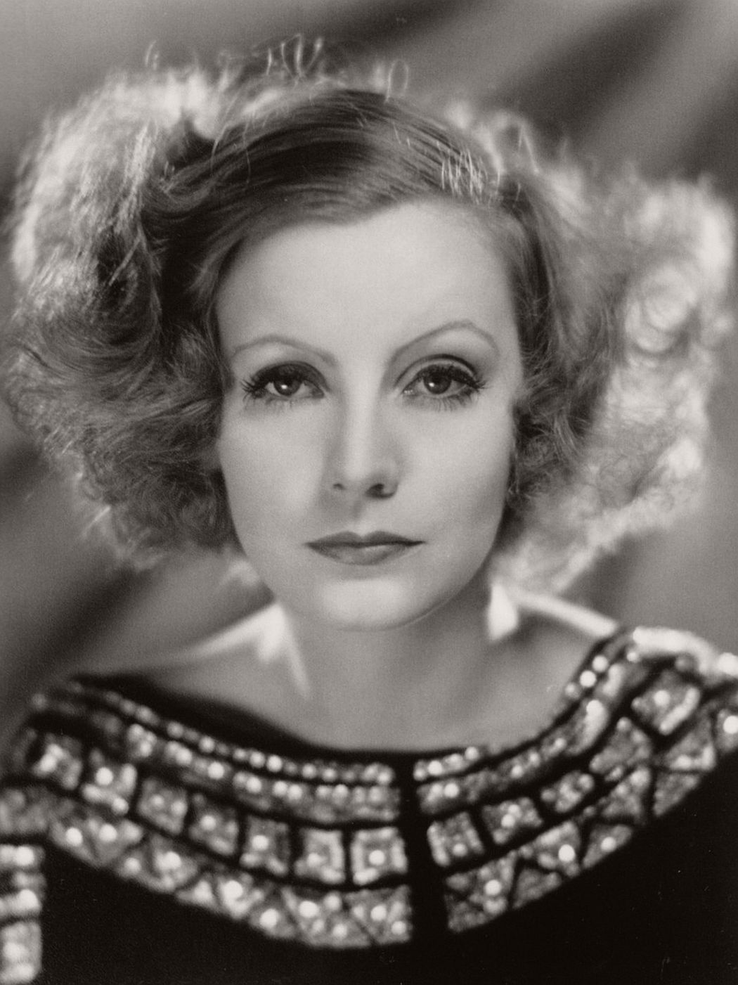 vintage-greta-garbo-portraits-1920s-1930s-12.jpg