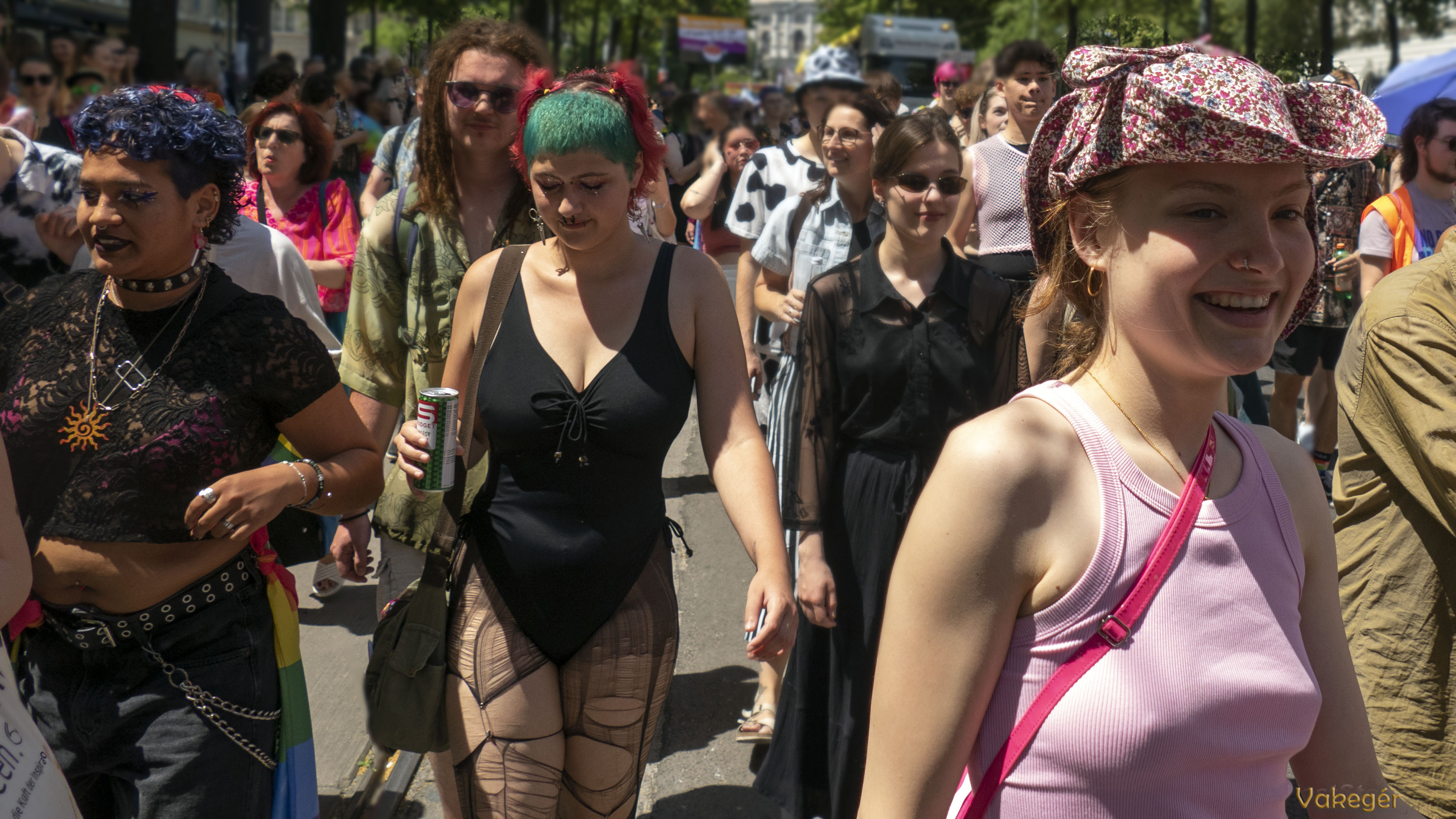pride_becs_divatszinek.jpg