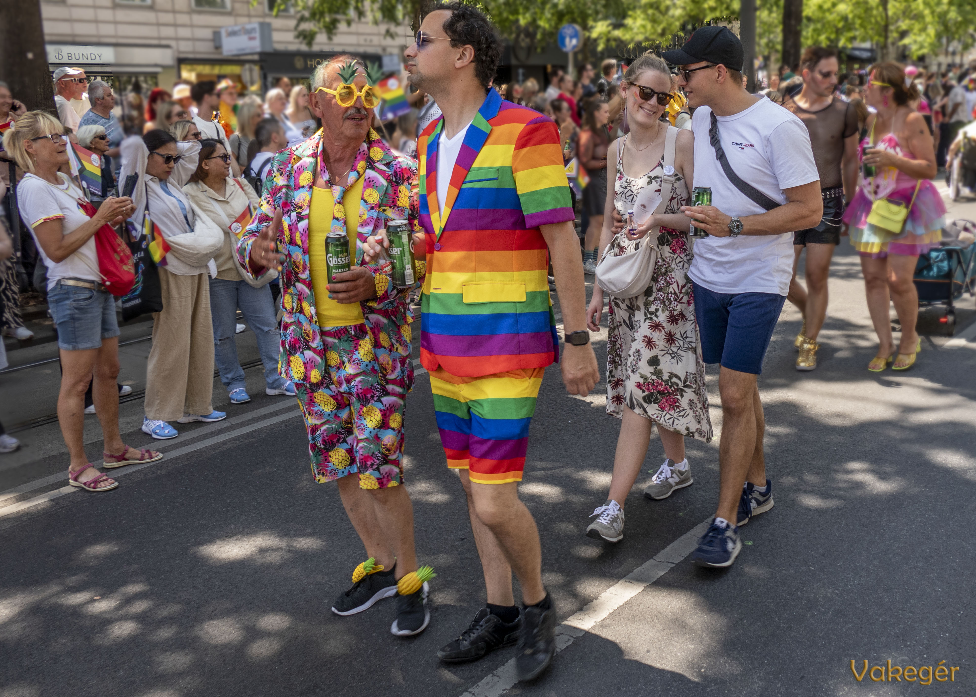 pride_becs_szivarvanydivat.jpg