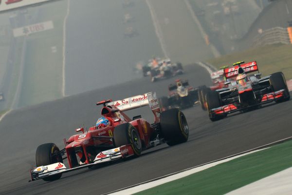 Alonso Hamilton actionIND12_1.jpg