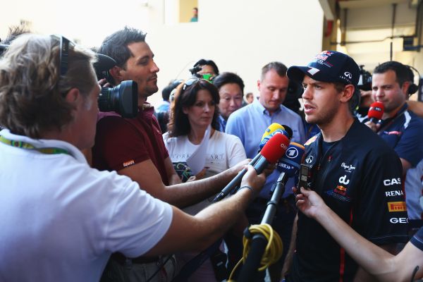 Vettel_reporters_AbuDhabi600.jpg