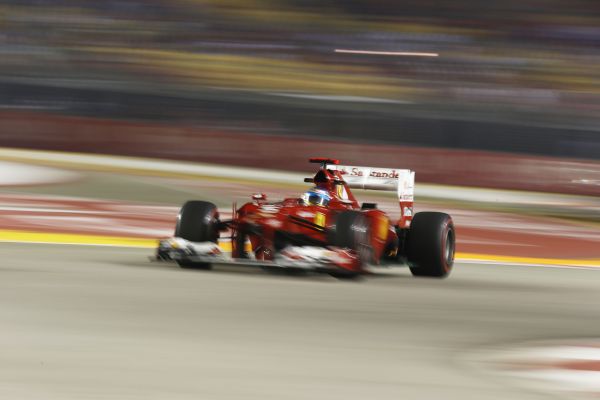 SINGAPORE_Alonso_r600.jpg