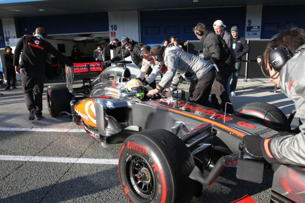 D2 Perez McLaren betol_r600.jpg