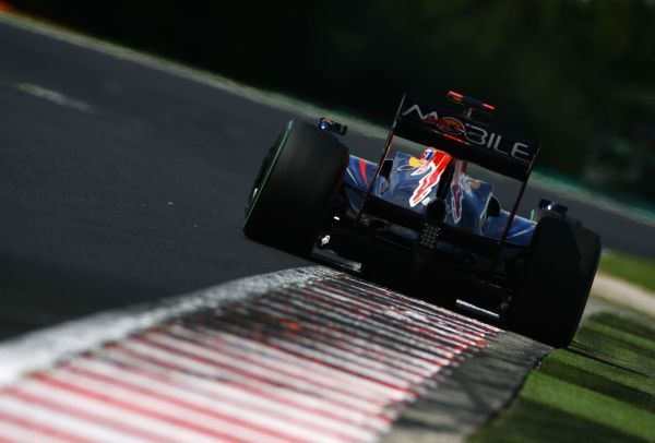 Hungaroring_RBR_Webber09.jpg