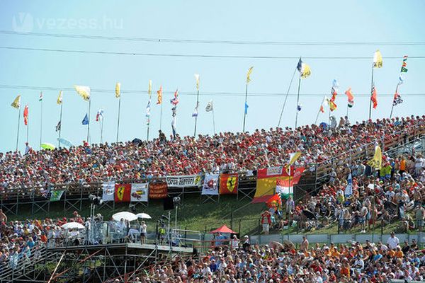 Hungaroring kozonseg.jpg