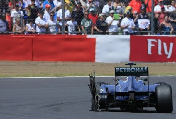 Pirelli tyre failure GB13.jpg