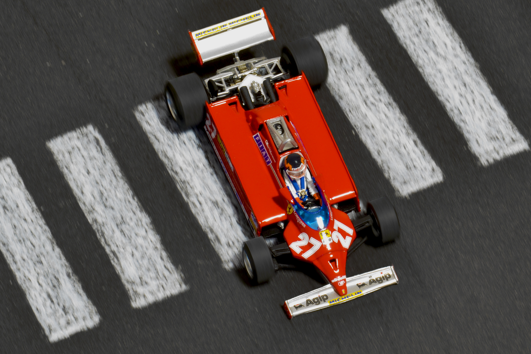Év:1981<br />Modell: 126CK<br />Pilóta: Gilles Villeneuve<br />Gyártó: Brumm