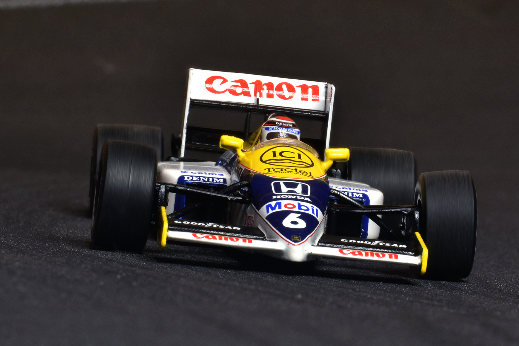 Williams FW11 Nelson Piquet 1986 - Minichamps 1:43